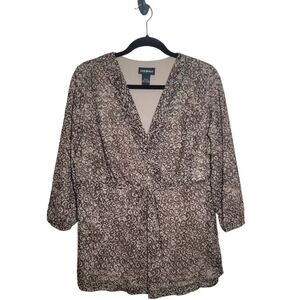 Lane Bryant Women’s 18/20 Blouse Sheer Overlay Vneck Stretch 3/4 Sleeves